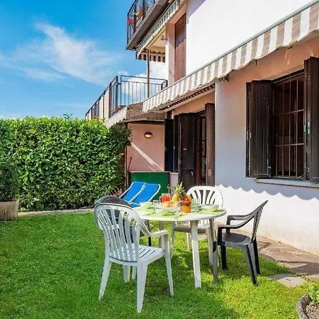 Fronte Apartment *