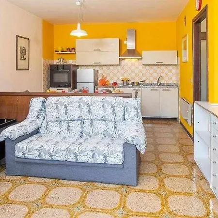 Apartment Fronte