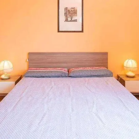 Fronte Apartment